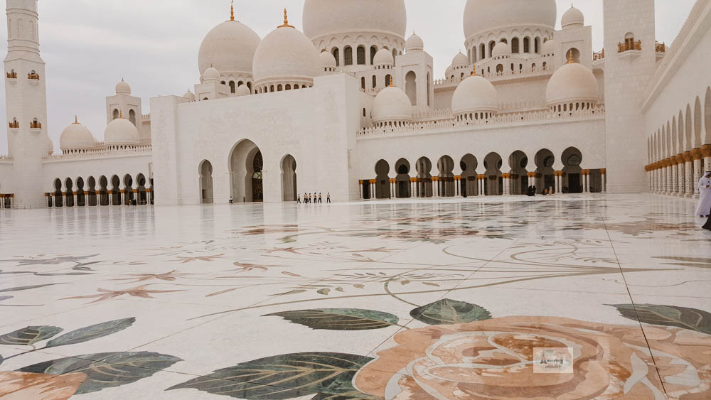 Sheikh Zayed Mosque